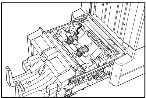 KYOCERA MT-710 - Nachfüllen der Heftklammermagazinhalterungen B/C (Sonderzubehr) - 5