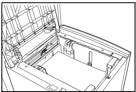 KYOCERA PF-660 - Einlagen von Papier in die Seitenzufuhr - 3