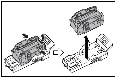 KYOCERA PH-5A - Caricamento del contentatore della cartuccia pinzatrice A - 4