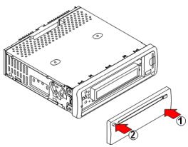 MEDION CD MP3 USB CAR RADIO MD 80877 - Zakfadanie panelu obstugi - 1