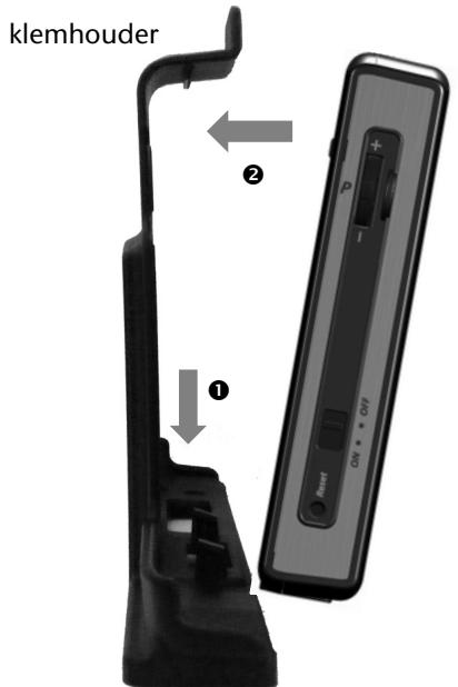 MEDION GOPAL-P5435-M10-MD-97509 - Bevestiging van de navigatiesystem - 1