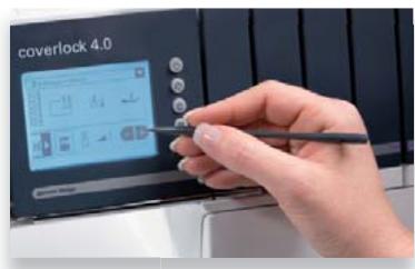 PFAFF COVERLOCK 3.0 - Toute l'information en un simple coup d'oeil – Écran graphique tactile LCD - 1