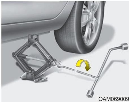 KIA SPORTAGE 3 - WARNING - Jack location - 1