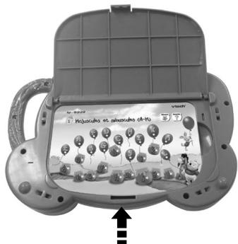 VTECH L ORDINATEUR EDUCATIF DE WINNIE - 2.5.COMPARTIMENT DERANGEMENT DES CARTES - 1