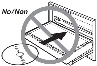 CLARION MAX973HD - Attention - 1