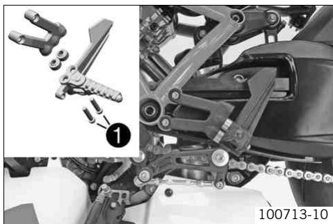 KTM 1190 RC8 R FR - Régler la position du repose-pied - 2