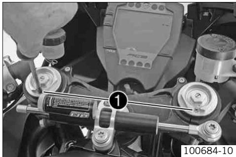 KTM 1190 RC8 R JP - Purger les bras de fourche - 1