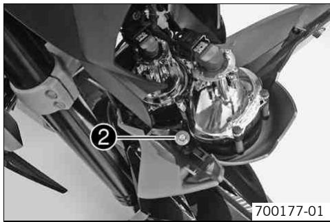 KTM 690 DUKE JP - Régler la portée du feu de croisement - 2