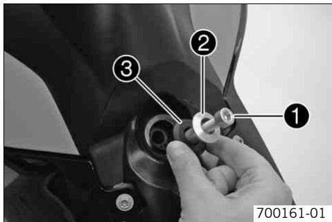 KTM 690 DUKE JP - Positionnement du réservoir de carburant - 2