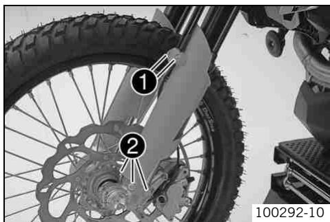 KTM 690 ENDURO EU - Démonter les protections de fourche - 1