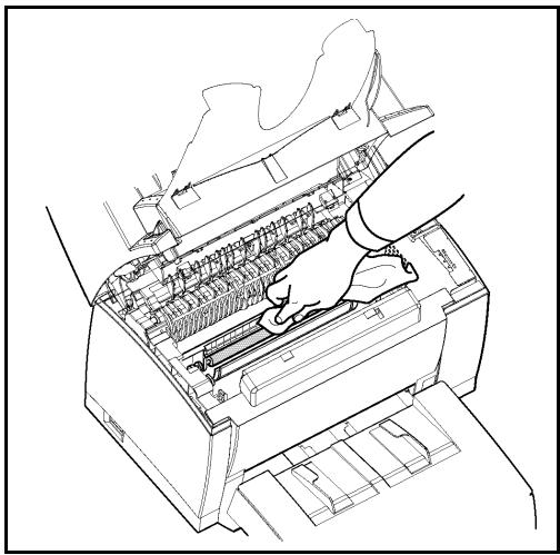 XEROX FAXCENTRE F116 - Cleaning the paper feed roller - 2