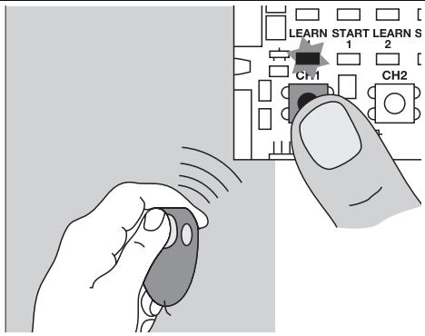 CHAMBERLAIN CB11 - TEACHING / DELETING THE transmitterS - 1
