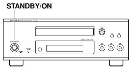 ONKYO C-733 - Mise sous tension du C-733 - 1