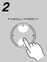 ONKYO TX-SR607 - Appuyez sur la touche [TUNING MODE] de manière à ce que le voyant AUTO disparaissé de l'afficheur. - 1