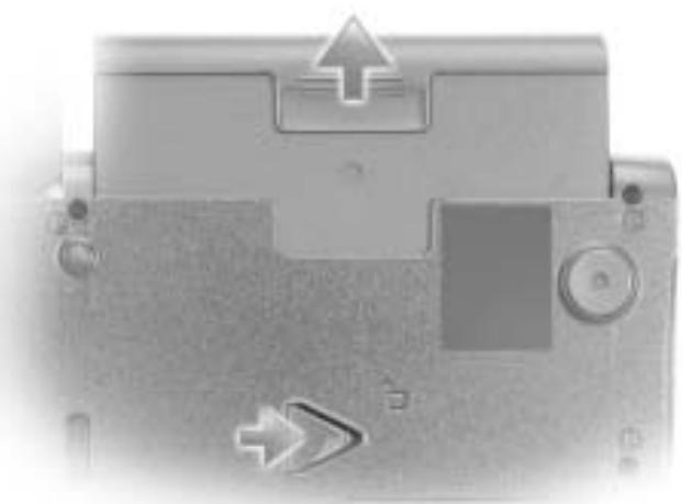 DELL LATITUDE C840 - Removing a Battery - 2