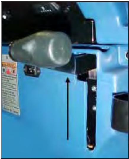 NILFISK SCRUBTEC 795 - BEDIENELEMENTE UND FUNKTIONEN - 4