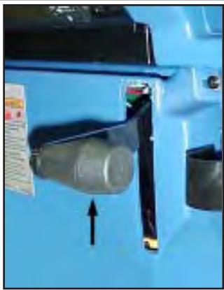 NILFISK SCRUBTEC 795 - Remplissage du réservoir de solution - 5