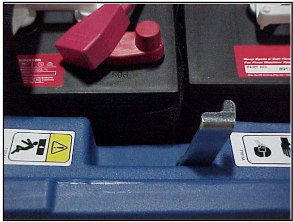 NILFISK SCRUBTEC 866 - MASCINE FÜR DEN BETRIEB VORBEREITEN - 6