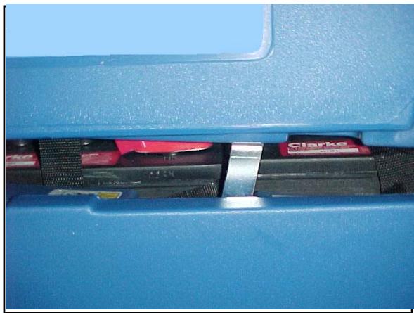 NILFISK SCRUBTEC 866 - MASCINE FÜR DEN BETRIEB VORBEREITEN - 7