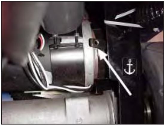 NILFISK SCRUBTEC R 586 - Déplacement de la machine sans alimentation électrique (voir figure 17) - 3