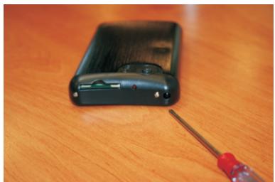 PEEKTON MINIPEEK 259 - Installation du disque dur - 1