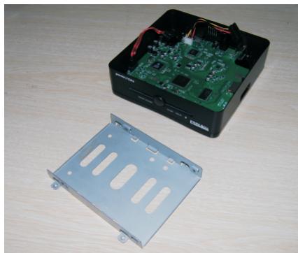 PEEKTON PEEKBOX 40 - Installation du disque dur - 3