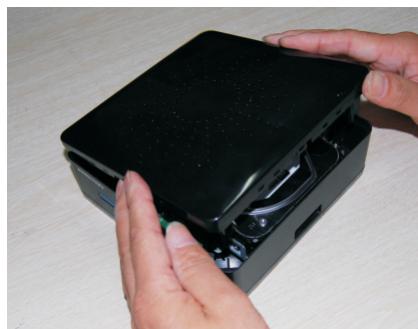 PEEKTON PEEKBOX 40 - Installation du disque dur - 5