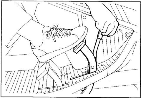 ISEKI TONDEUSE AUTOPORTEE SG15 - Attention: - 2