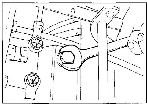 ISEKI TONDEUSE AUTOPORTEE SG15 - VIDANGE DE L'HUIL MOTEUR - 1