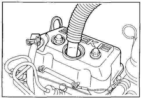 ISEKI TONDEUSE AUTOPORTEE SG15 - VIDANGE DE L'HUIL MOTEUR - 2
