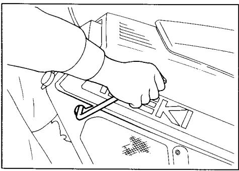 ISEKI TONDEUSE AUTOPORTEE SG15 - CONTROLE DES DISPOSITIFS DE SECURITE DE DEMARRAGE - 5