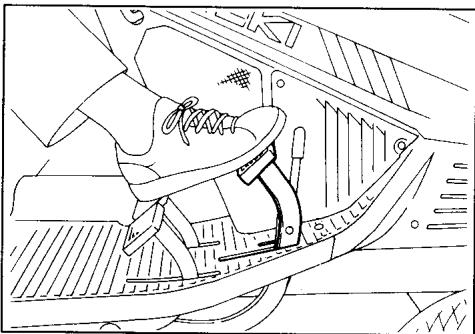 ISEKI TONDEUSE AUTOPORTEE SG15 - CONTROLE DES DISPOSITIFS DE SECURITE DE DEMARRAGE - 3