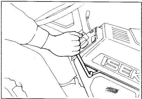 ISEKI TONDEUSE AUTOPORTEE SG15 - Attention: - 1