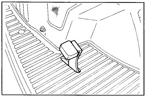 ISEKI TONDEUSE AUTOPORTEE SG15 - CONTRÔLE DE LA VITESSE - 1