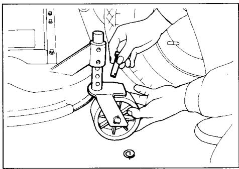 ISEKI TONDEUSE AUTOPORTEE SG15 - Attention: - 1