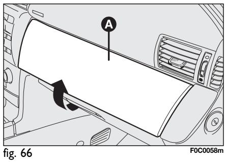 FIAT STILO - ACCOUOIR ARRIERE - 2