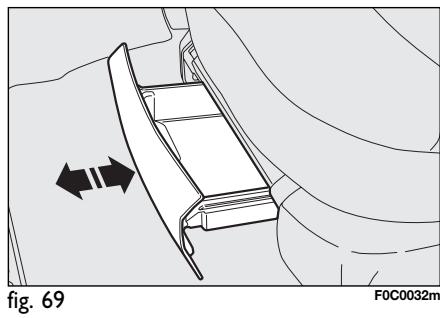 FIAT STILO - ACCOUOIR ARRIERE - 4