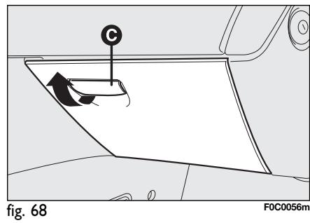 FIAT STILO - ACCOUOIR ARRIERE - 3