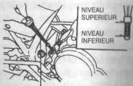 DAELIM VS125 - Changement de I'huile du moteur - 1