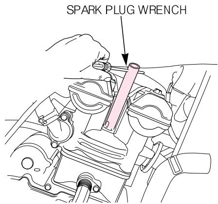 DAELIM ROADWINR - BOUGIE D'ALLUMAGE - 1