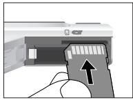 BENQ E610 - Insertion et Retrait d'une carte mémoire SD - 1