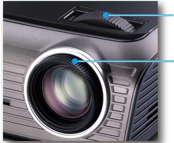 OPTOMA EP727 - Réglage du zoom/mise au point du projecteur - 1