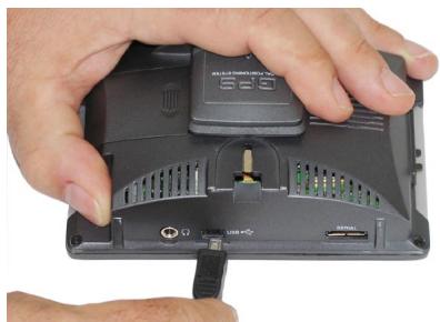 BECKER TRAFFIC ASSIST - Transfert à l'aide d'un lecteur de cartes SD - 1