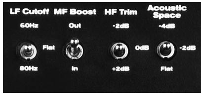 M-AUDIO STUDIOPHILE CX8 - À propos des interrupteurs de contour d'égalisation sur l'arrête - 1