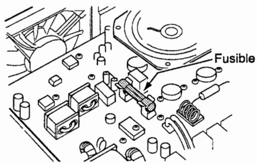 ICOM IC-7400 - Remplacement d'un fusible - 3