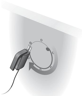 BOSE 131 MARINE - Installation des enceintes par l'avant de la cloison - 5