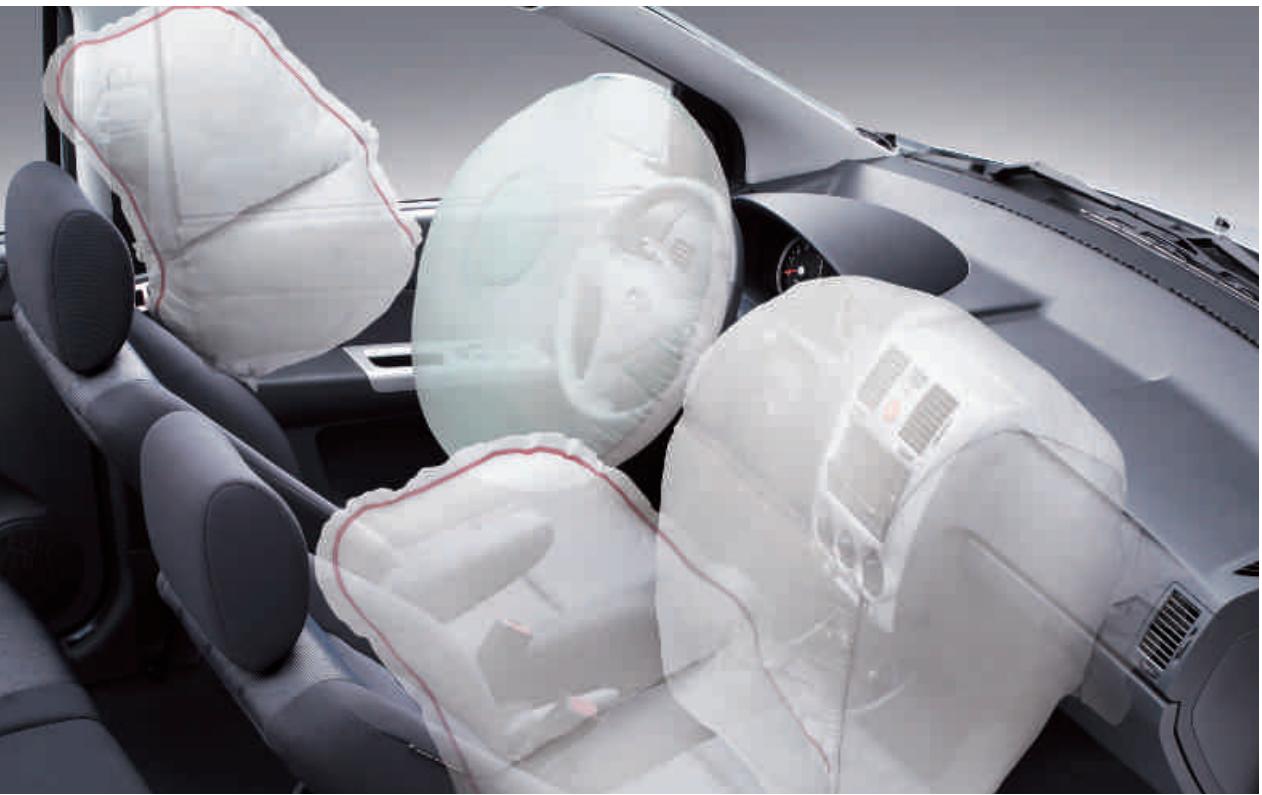 HYUNDAI GETZ - Petite à l'extérieur, grande à l'intérieur - 4