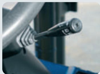 HYUNDAI 20BH-7 - Levier de transmission à contrôle aisé - 1