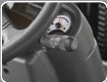 HYUNDAI 20L-7 - Levier sélecteur facile et sûr - 1