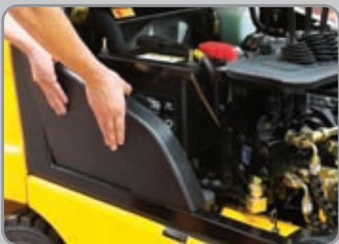 HYUNDAI 20L-7 - Changement aisé du filtré à air - 1